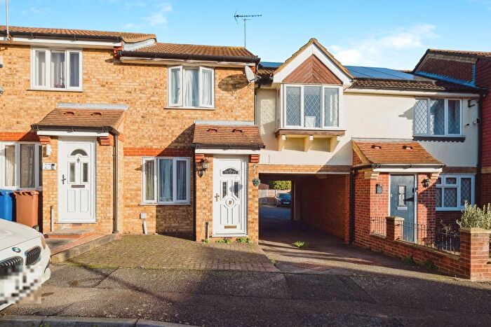 2 Bedroom Terraced House For Sale In St. Michaels Close, Aveley, South Ockendon, Essex, RM15