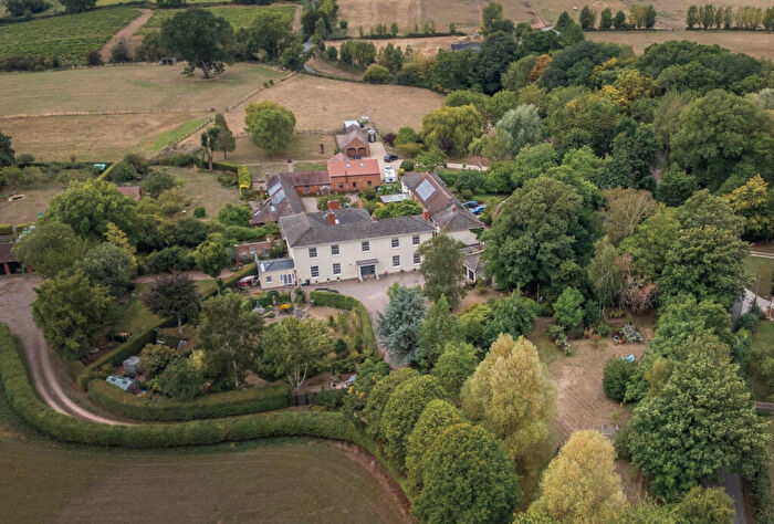 3 Bedroom Country House For Sale In Compton Green Redmarley Gloucester, Gloucestershire, GL19