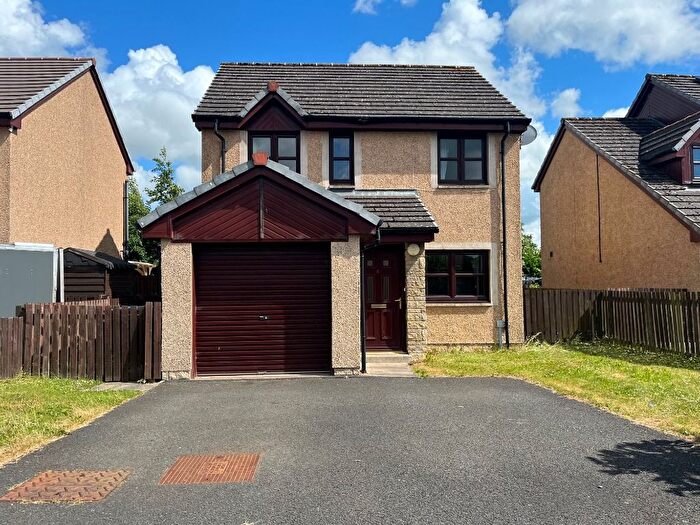 3 Bedroom Detached House To Rent In Castledyke Drive, Carstairs, South Lanarkshire, ML11