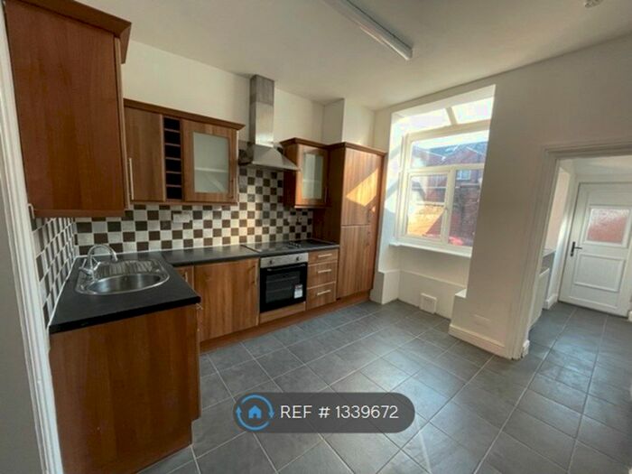 2 Bedroom Terraced House To Rent In Thorne Street, Farnworth, Bolton, BL4