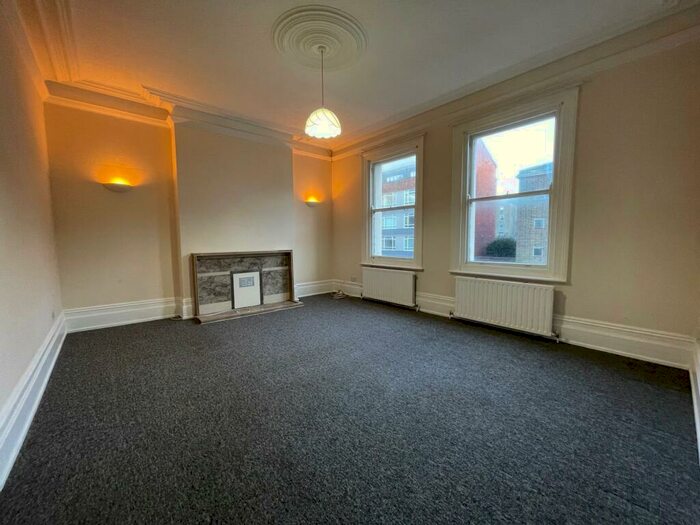 1 Bedroom Apartment To Rent In Compton Street, Eastbourne, BN21