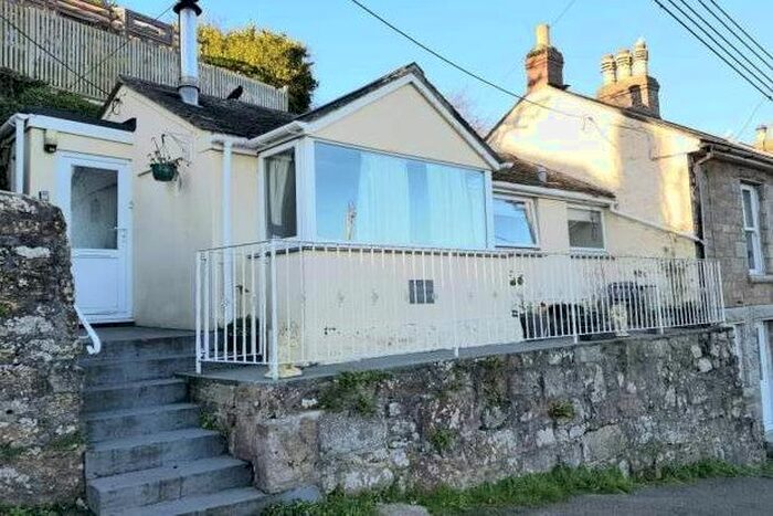 2 Bedroom Cottage To Rent In Raginnis Hill, Penzance TR19