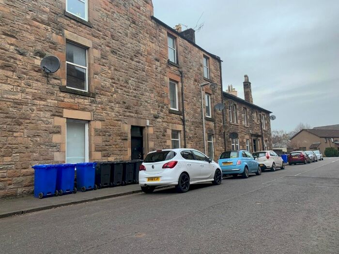 1 Bedroom Flat To Rent In James Street, Riverside, Stirling, FK8