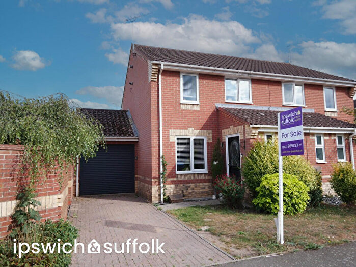 3 Bedroom Semi-Detached House For Sale In Plummers Dell, Great Blakenham, Ipswich, Suffolk, IP6