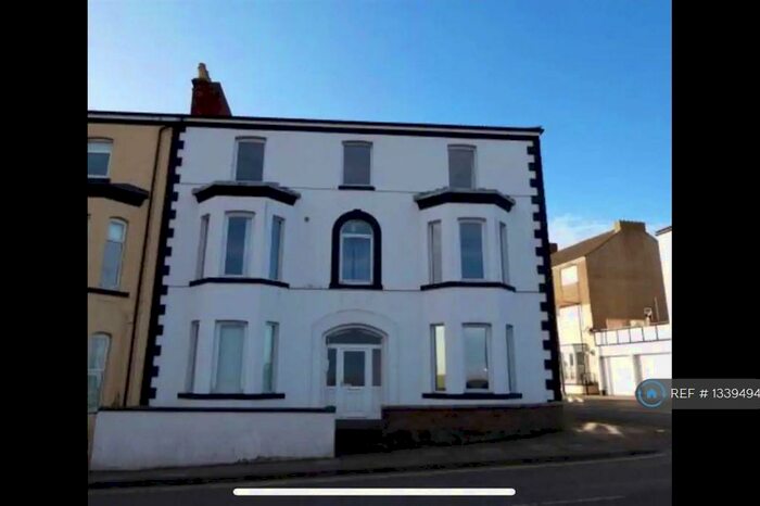 2 Bedroom Flat To Rent In Eastcliffe, Cleethorpes, DN35