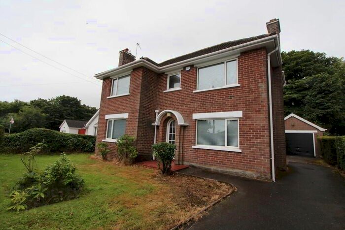 3 Bedroom Detached House For Sale In Mallusk Road, Newtownabbey, BT36