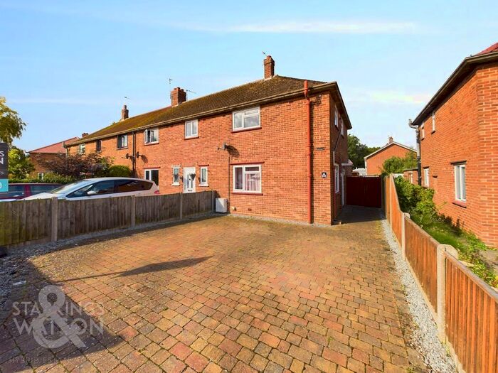 3 Bedroom Semi-Detached House To Rent In Banham Road, Beccles, NR34