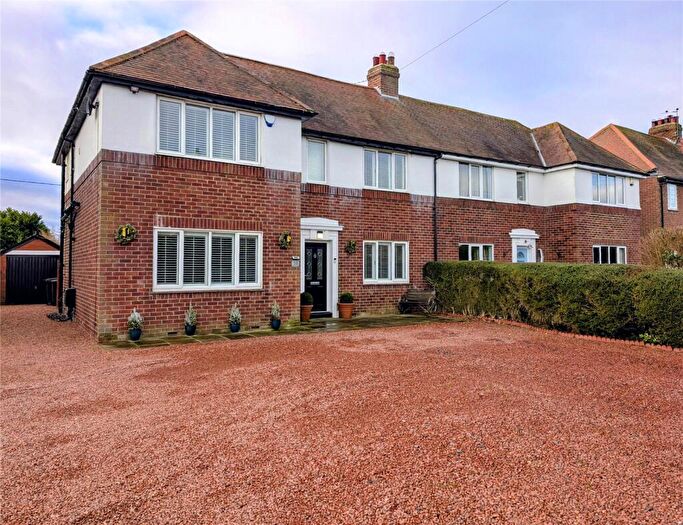 3 Bedroom Semi Detached House For Sale In Cheviot View, Ponteland, Newcastle Upon Tyne, Northumberland, NE20