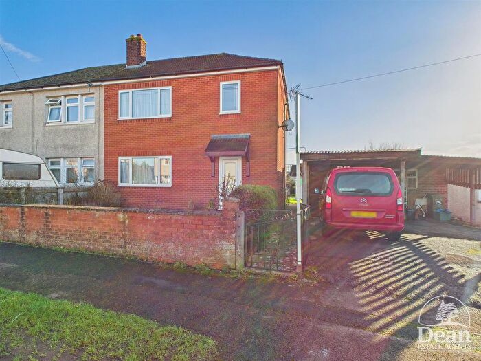 3 Bedroom Semi Detached House For Sale In Ridler Road, Lydney, GL15