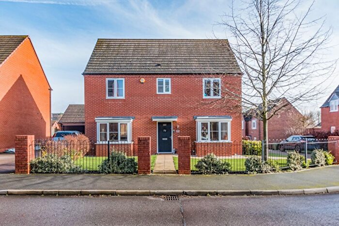 5 Bedroom Detached House To Rent In Fairey Street, Cofton Hackett, Birmingham, Worcestershire, B45