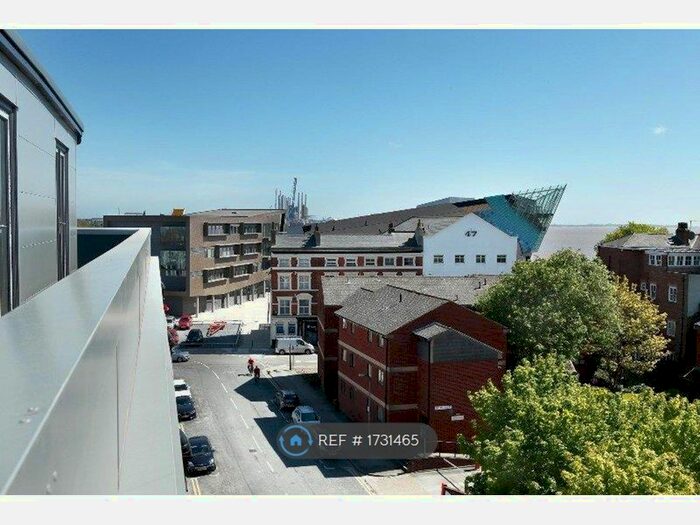 2 Bedroom Flat To Rent In Egremont Russet Building, Hull, HU1