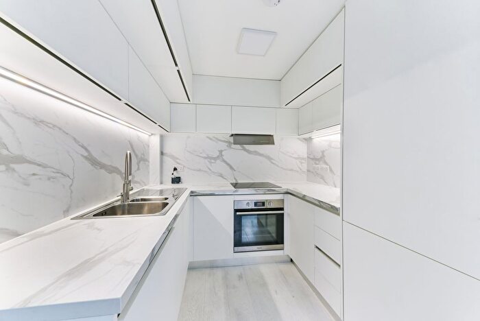 1 Bedroom Flat To Rent In Holcroft Court, Clipstone Street, W1W
