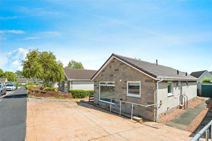 3 Bedroom Bungalow For Sale In Lade Green, Dalgety Bay, Dunfermline, Fif, KY11
