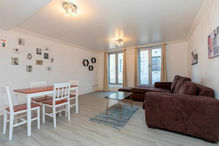 1 Bedroom Flat To Rent In Ml - Carthusian Street, London, EC1M
