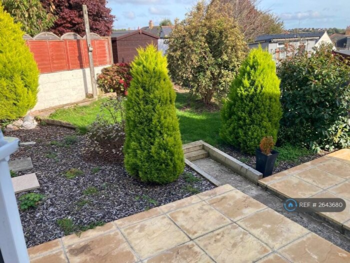 2 Bedroom Bungalow To Rent In Seacroft Road, Plymouth, PL5