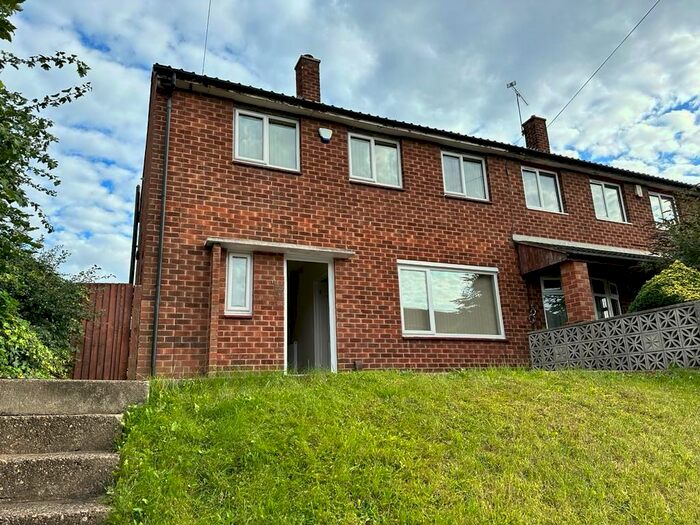 3 Bedroom Semi-Detached House To Rent In Coppice Road, Arnold, Nottingham, Nottinghamshire, NG5