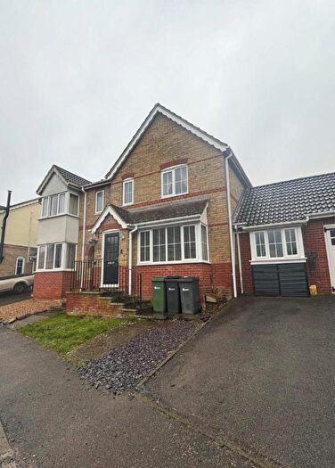 3 Bedroom Semi-Detached House To Rent In Beech Avenue, Halstead, Essex, CO9