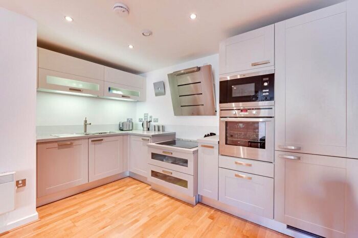 2 Bedroom Apartment To Rent In Avalon, West Street, Brighton, BN1