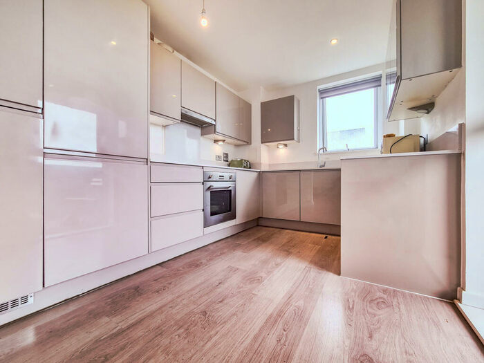 2 Bedroom Flat To Rent In Matthews Close, Wembley, HA9