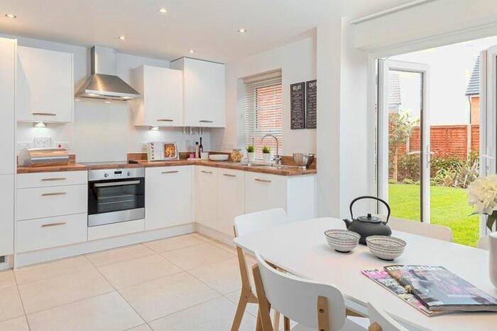 3 Bedroom Semi-Detached House For Sale In Bedford Road, Ickleford, Hitchin SG5