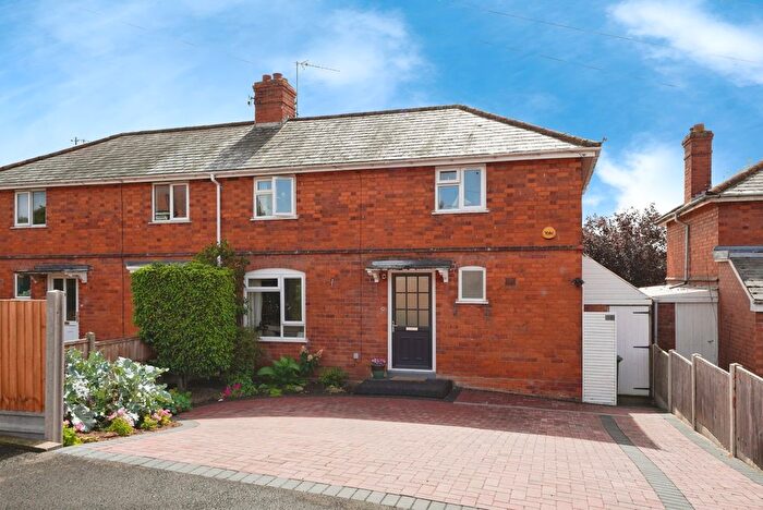 3 Bedroom Detached House For Sale In Sabrina Avenue, Worcester, Worcestershire, WR3