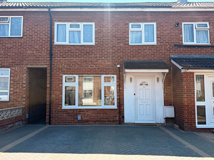 3 Bedroom Terraced House To Rent In Leaf Road, Houghton Regis, LU5