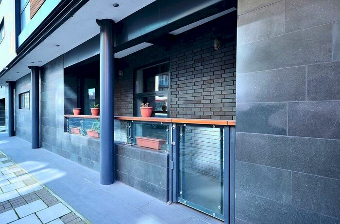 1 Bedroom Flat To Rent In Hallings Wharf, Stratford, London, E15