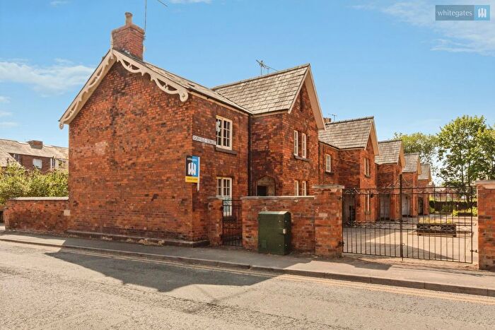 2 Bedroom End Terrace House For Sale In Dorfold Street, Crewe, Cheshire, CW1