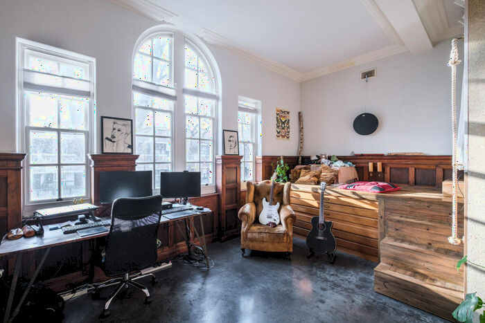 1 Bedroom Apartment To Rent In The Headmaster's House, Stepney Green, E1