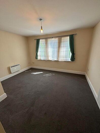1 Bedroom Flat For Sale In Parklands Avenue, Birmingham, B20