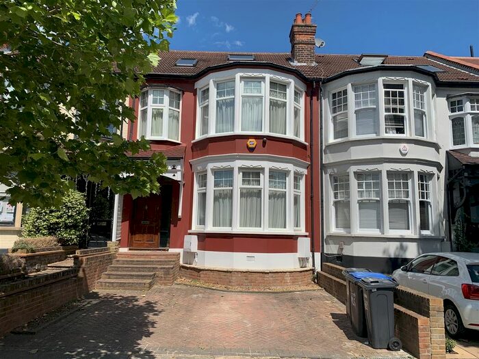 3 Bedroom Terraced House To Rent In Conway Road, London, N14