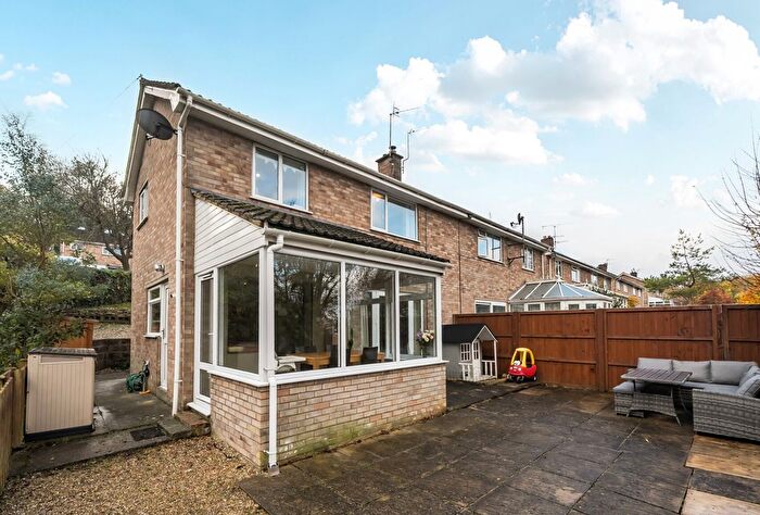 3 Bedroom Semi Detached House For Sale In Langtoft Road, Stroud, Gloucestershire, GL5