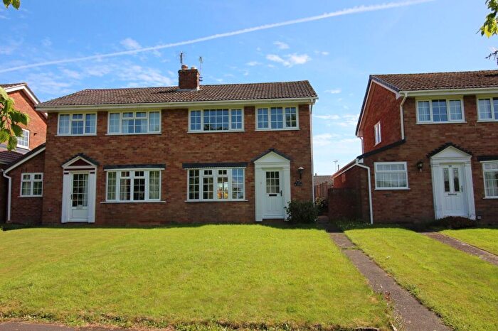 3 Bedroom Semi-Detached House For Sale In Nightingale Gardens, Nailsea, BS48