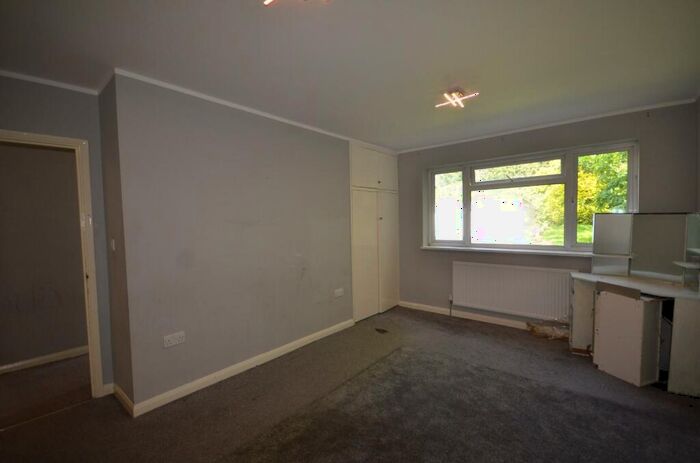 2 Bedroom Flat To Rent In Dorset House, Brook Avenue, Harrow, Middlesex, HA2
