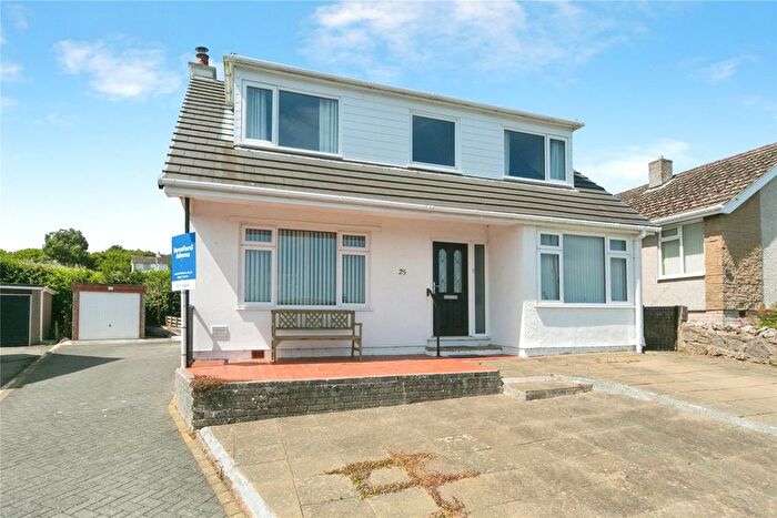 4 Bedroom Detached House For Sale In Fern Hill, Benllech, Isle Of Anglesey, LL74
