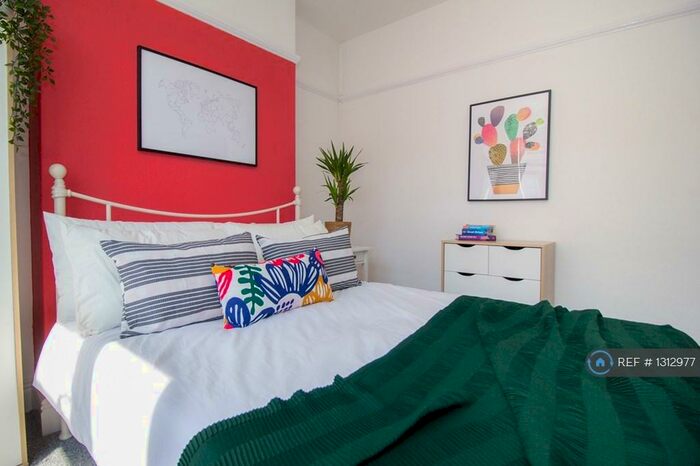 5 Bedroom Terraced House To Rent In Chaucer Street, Leicester, LE2