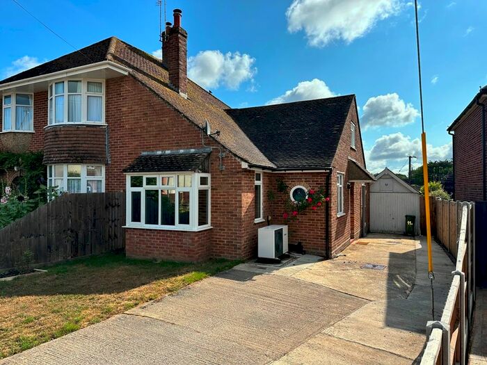 1 Bedroom Semi-Detached Bungalow To Rent In Helena Road, Yeovil, BA20