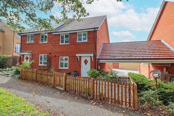 3 Bedroom Semi-Detached House For Sale In Nugent Close, Church Crookham, Fleet, GU52