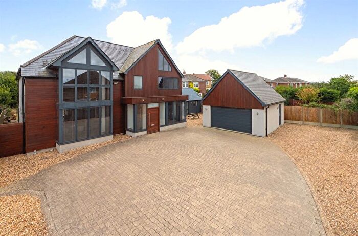 4 Bedroom Detached House For Sale In The Fairway, Herne Bay, CT6