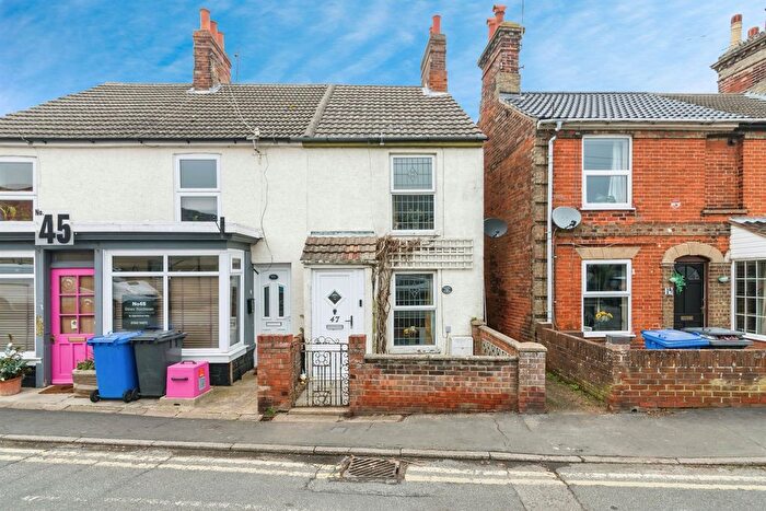 2 Bedroom End Of Terrace House For Sale In High Street, Kessingland, Lowestoft, NR33