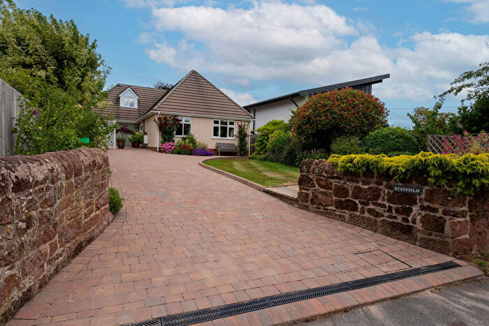 4 Bedroom Detached House For Sale In Stannage Lane, Churton, CH3