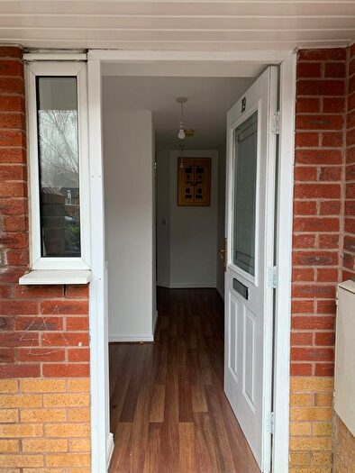 4 Bedroom Town House To Rent In Martingale Court, Cheetham Hill, Manchester, M8