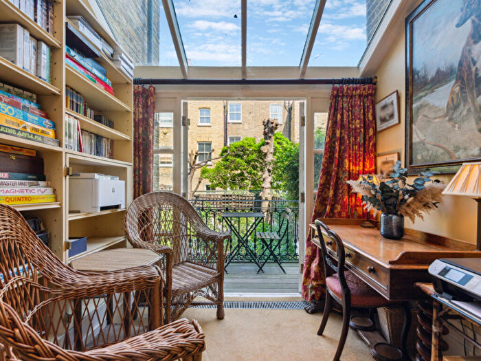 5 Bedroom Terraced House For Sale In Kings Road, London, SW10