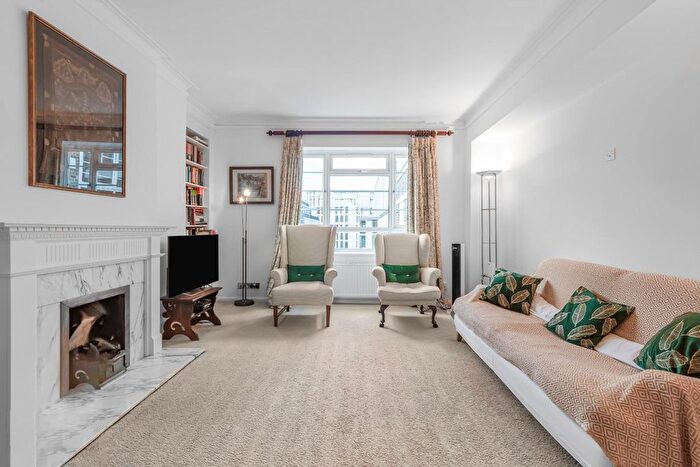2 Bedroom Flat For Sale In Marsham Street, London, SW1P