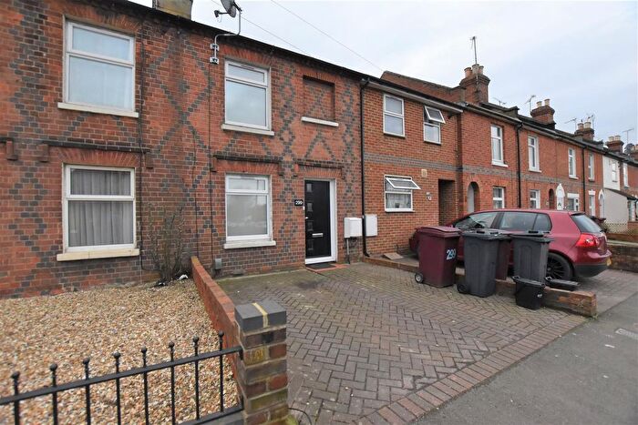 2 Bedroom Terraced House To Rent In Gosbrook Road, Caversham, Reading, RG4