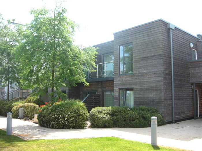 2 Bedroom Apartment To Rent In Park Way, Newbury, Berkshire, RG14