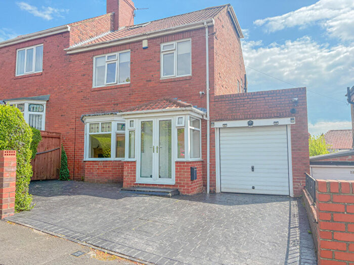 3 Bedroom Semi Detached House For Sale In Church Road, Low Fell, Gateshead, NE9