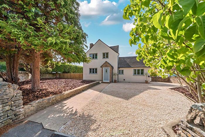 4 Bedroom Detached House For Sale In The Green, Chipping Norton, OX7