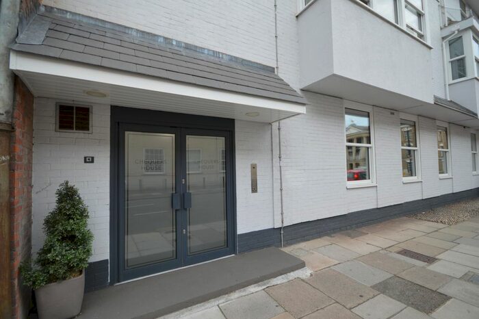 2 Bedroom Flat To Rent In New Street, Salisbury, SP1