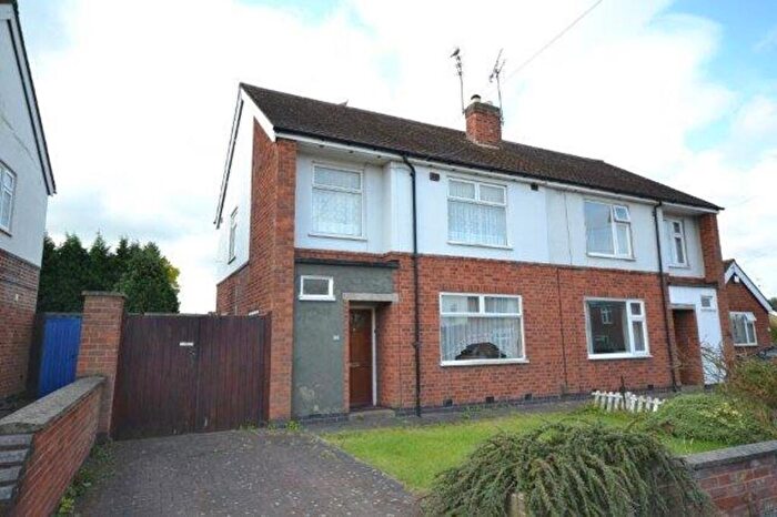 3 Bedroom Semi-Detached House To Rent In Hylion Road, Leicester, LE2